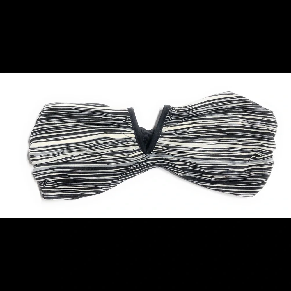 Frankie’s Bikinis Willow Bandeau‎ Bikini Top
